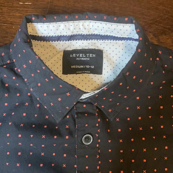 The “controller” Level Ten button down - Picture 2 of 6